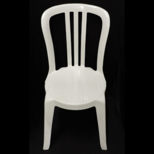 Chaise coquille blanche fond noir