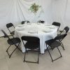 Chaises-pliantes-samsonytes-noires-sur-table-ronde-8-personnes-scaled-e1647532373809 Chaise pliante noire