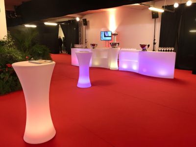 Moquette posée au m2 (Rouge, Bleu, Gris....)