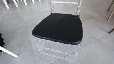 Coussin noir pour chaise Marnion ou Napoleon Résine