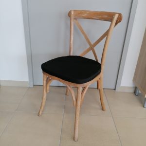 Coussin noir pour chaise bois cérusé