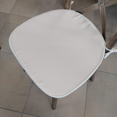 Coussin ivoire pour chaise bois cérusé